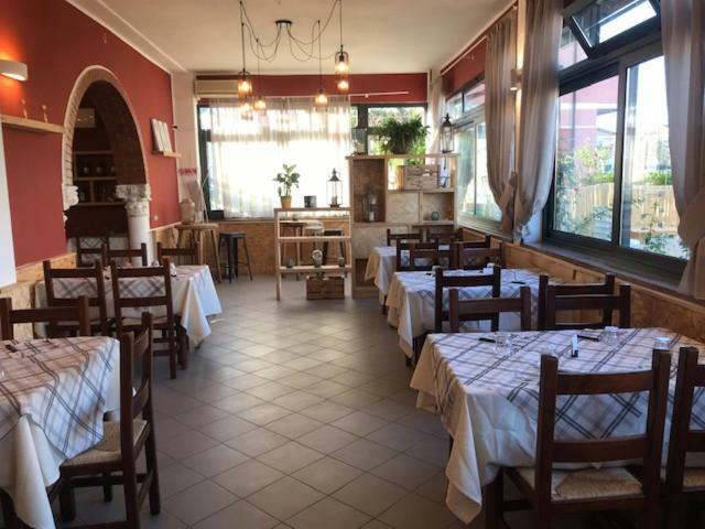Albergo Antica Luni Ngoại thất bức ảnh