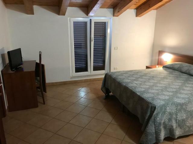 Albergo Antica Luni Ngoại thất bức ảnh